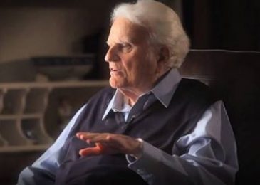 Billy Graham tells Christians to be grateful for the jobs they have: ‘Work has dignity in the eyes of God’