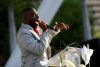 Pastor Jamal Bryant And His Church Join NFL Quarterback Colin Kaepernick In His Sit-Down Anthem Protest